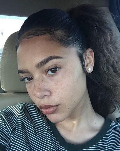 <em>Ava L., New York, NY</em>